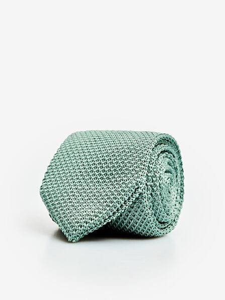 Slim Knitted Pointed Tie